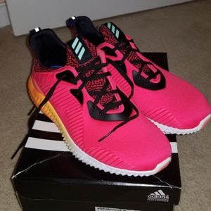 Brand new Adidas Alpha bounce